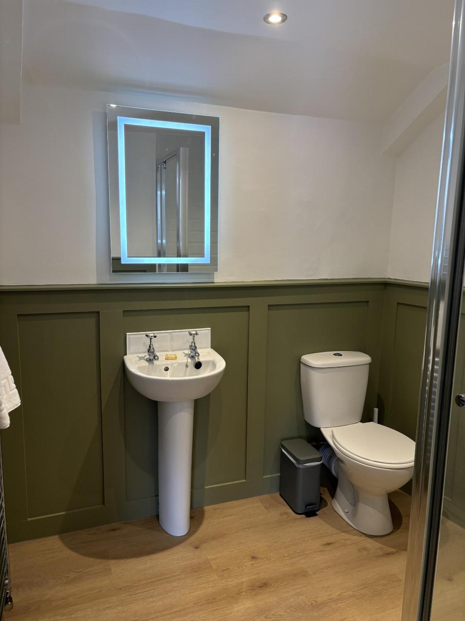 The Stapylton Arms Hotel Wass Стая снимка