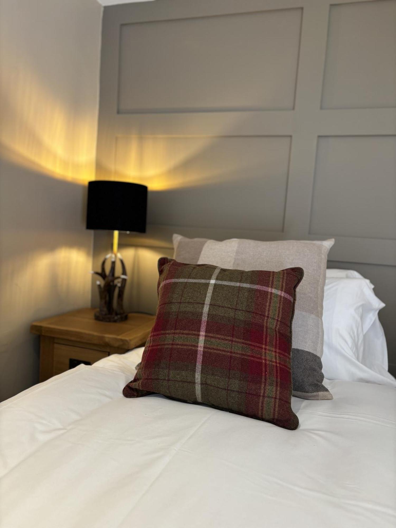 The Stapylton Arms Hotel Wass Стая снимка